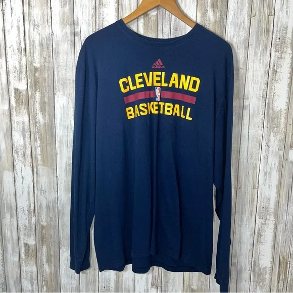 Adidas Cleveland Cavaliers Long Sleeve Shirt XL Navy NBA Basketball Graphic Tee - Picture 1 of 4